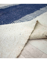 Tapis kilim bleu ivoire 120 x 213 cm - 145 €