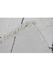 Beni Ourain Rug 160 x 230 cm - 299 €