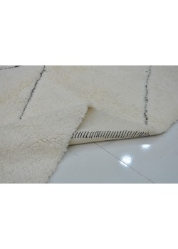 White wool Beni Ourain rug 160 x 250 cm - 464 €