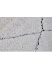 White wool Beni Ourain rug 160 x 250 cm - 336 €