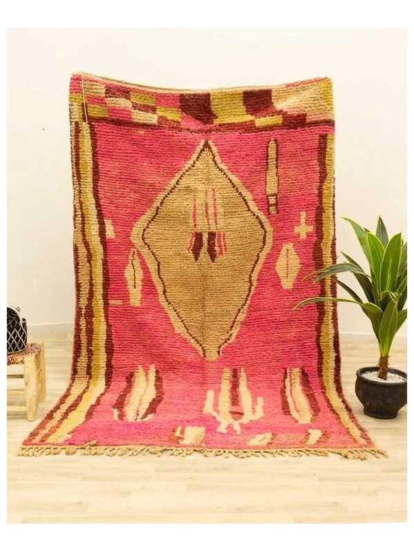 Pink berber rug 165 x 257 cm - 393 €