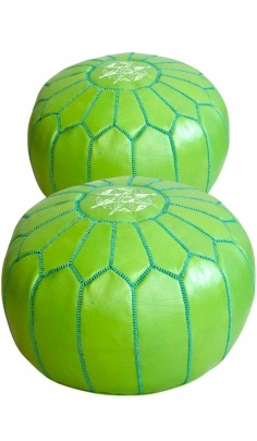 Set of 2 green leather poufs - 183 €