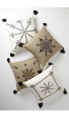 Set of 4 Cushion covers with Fes Embroidery - 200 €