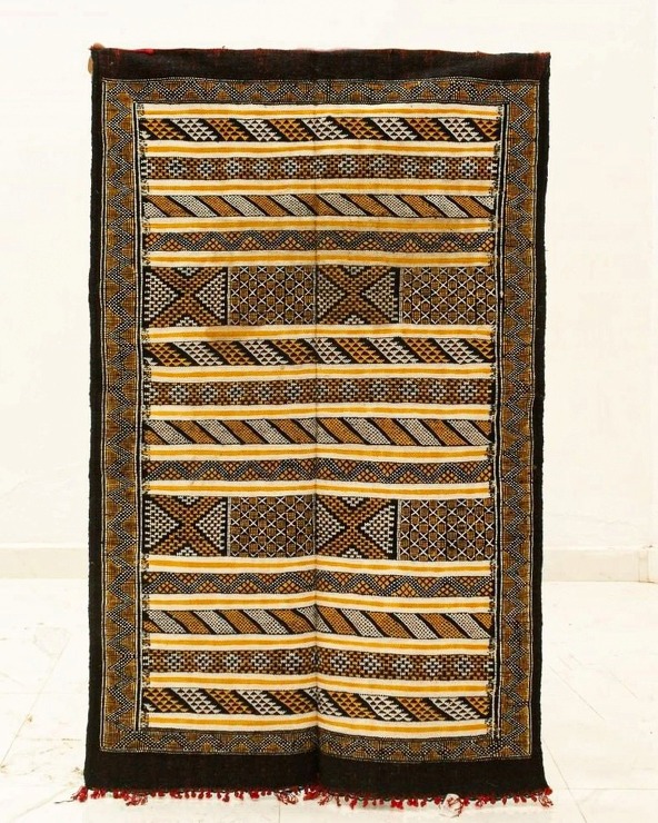 Small moroccan kilim rug 5 x 3ft - 132 €