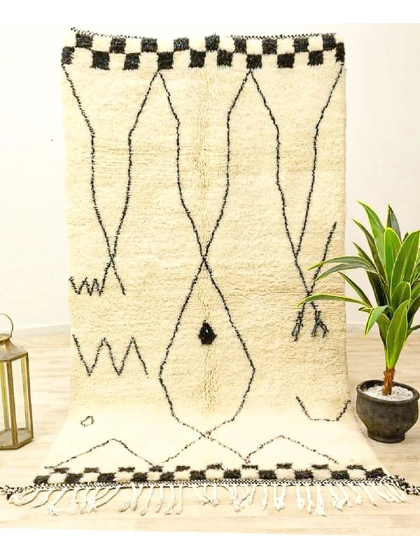 Tapis beige et noir berbère 162 × 255 cm - 349 €