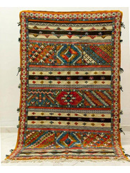 Moroccan rug 150 x 260 cm - 488 €