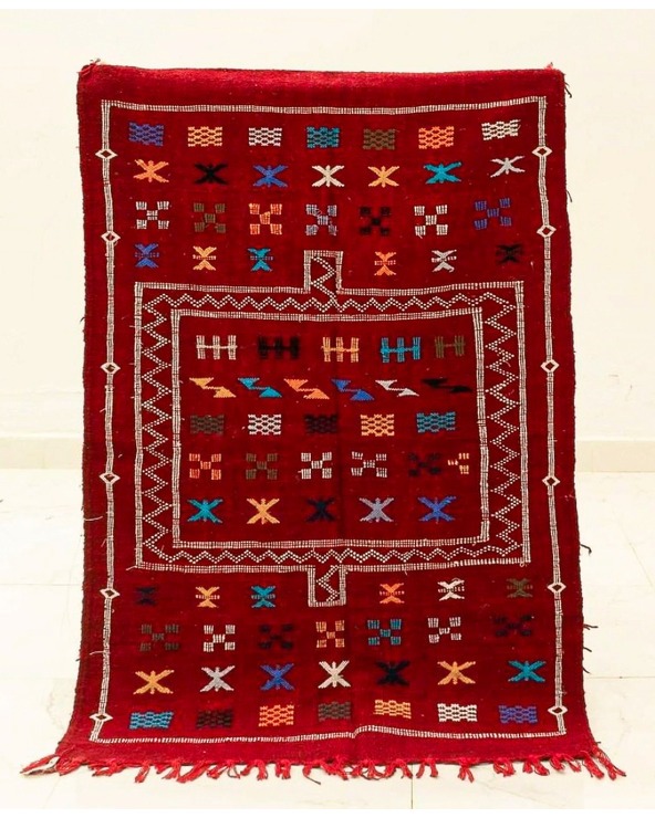 Petit tapis kilim rouge 97 x 142 cm - 195 €