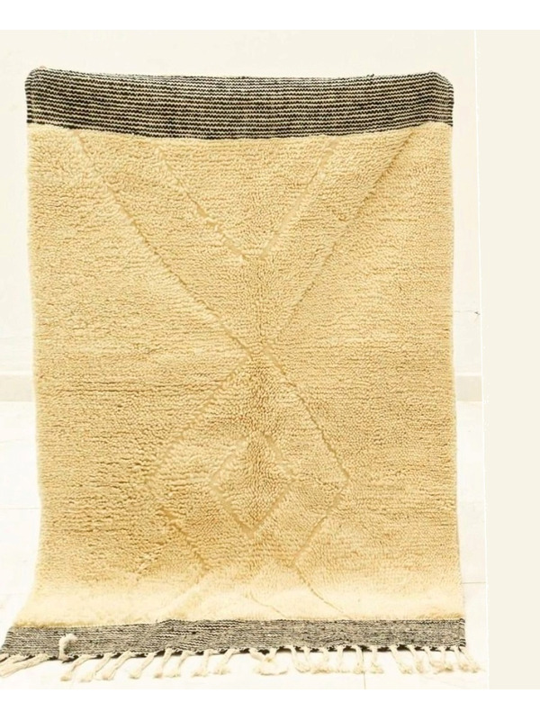 Beni ourain rug 103 x 157cm - 140 €