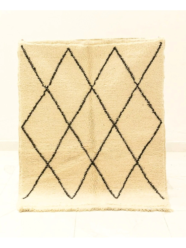 authentic Beni Ourain rug 110 x 143 cm - 173 €