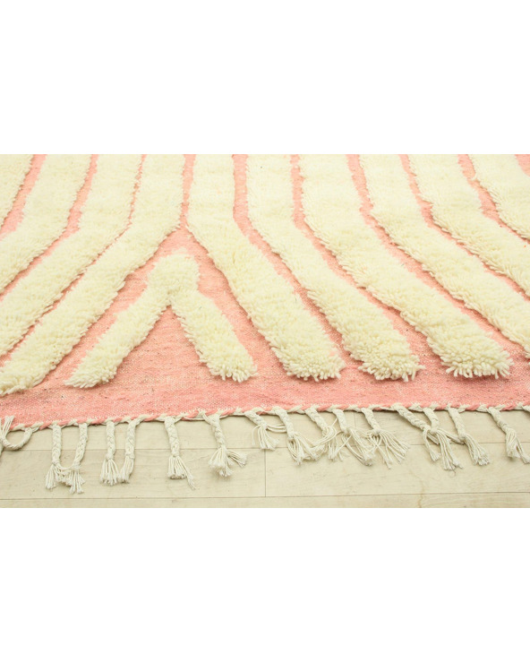Authentic Ivory pink Berber Rug - 86 €