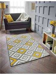 Tapis gris et jaune aux losanges 120 X 160 cm - 63 €