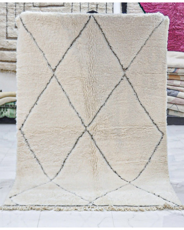 cream moroccan rug - 379 €