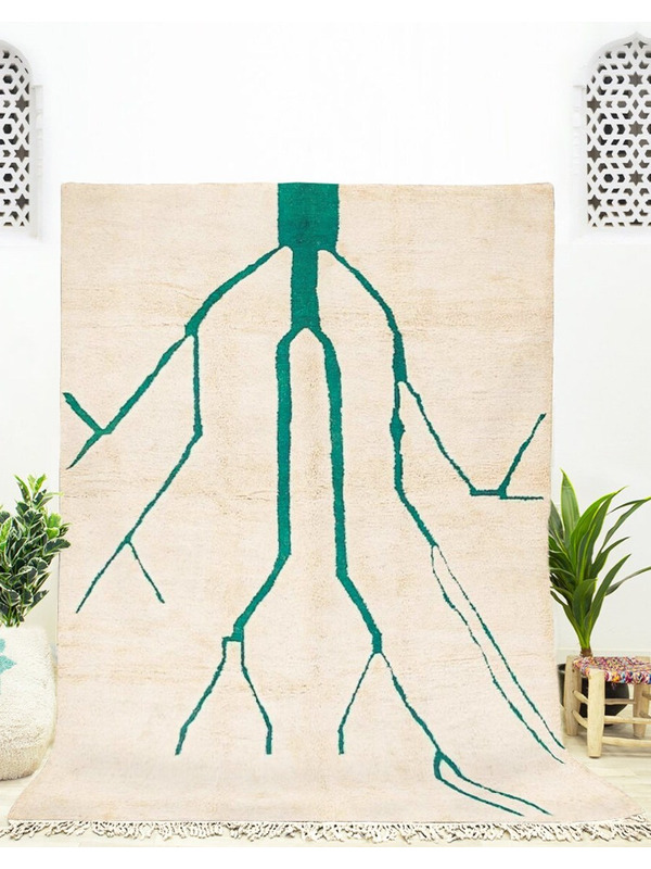 beige and green rug - 329 €