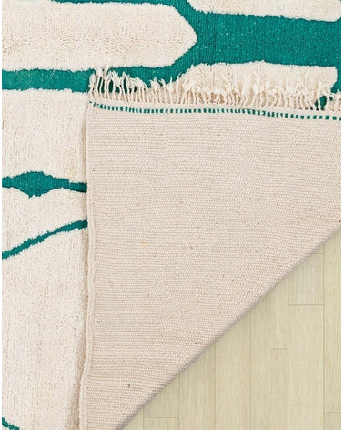 beige and green rug - 329 €