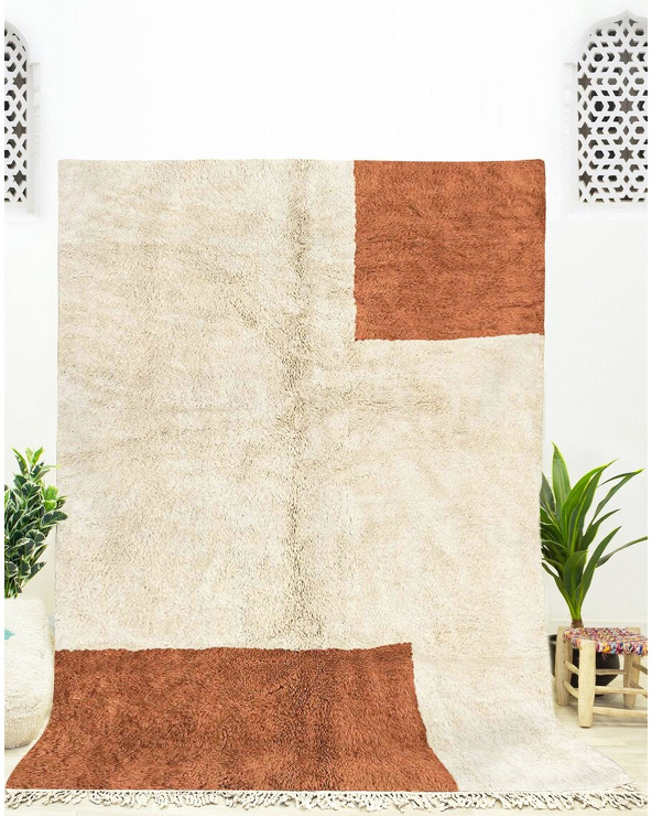 brown beige rug - 259 €