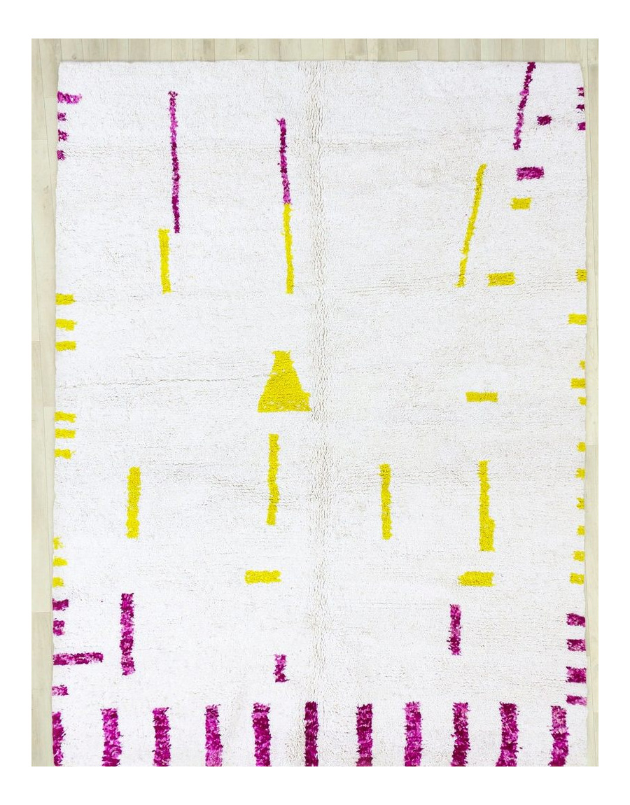 large cream rug - 319 €