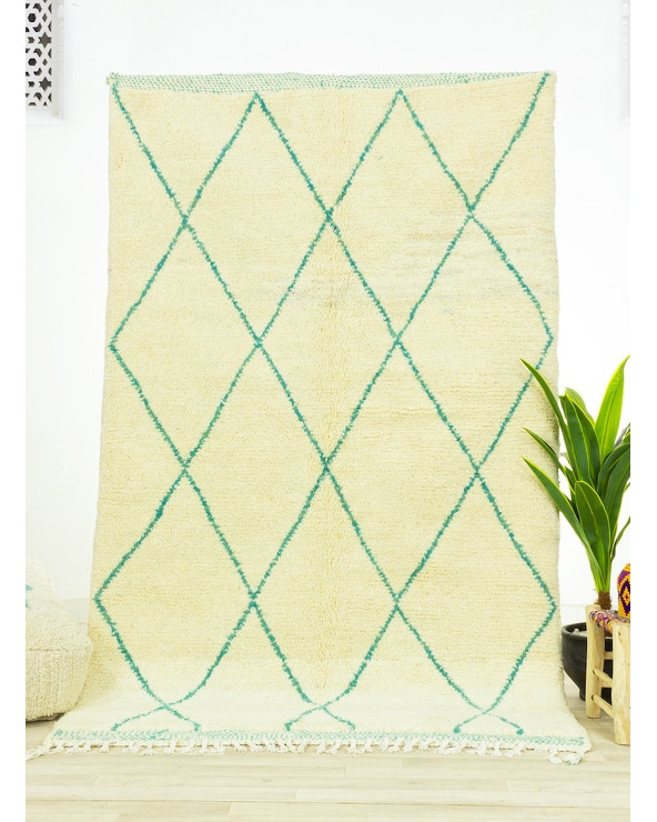 Wool green rug - 319 €