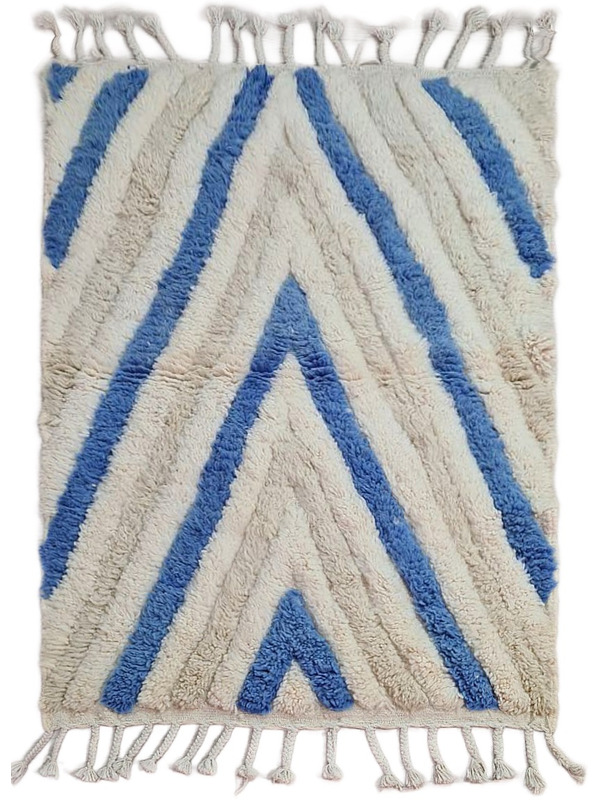 blue and white wool rug - 239 €