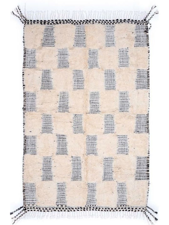 checkered moroccan rug - 239 €