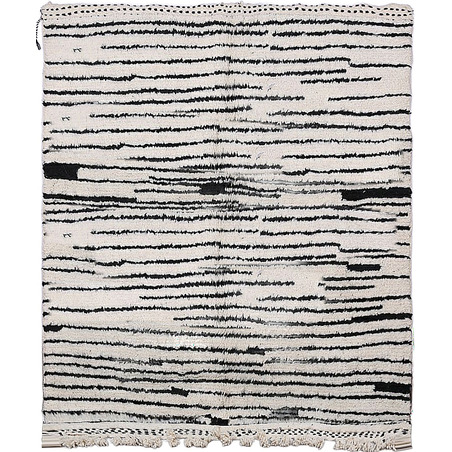 black and white striped rug - 199 €
