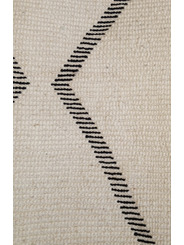 handmade moroccan berber rug - 439 €