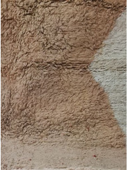 Light brown wool rug - 239 €