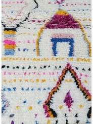 cream colored wool rug - 239 €