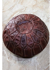 Brown handmade leather pouf with stitches - 147 €