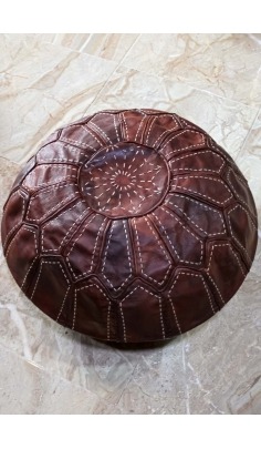 Brown handmade leather pouf with stitches - 147 €