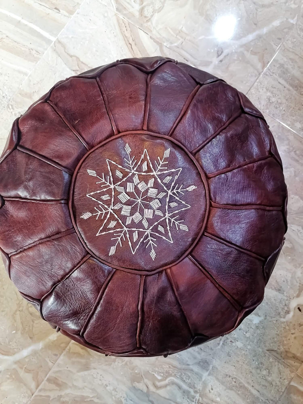 Brown handmade leather pouf with emboidery - 147 €