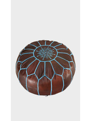 Pouf en cuir marron et bleu - 117 €