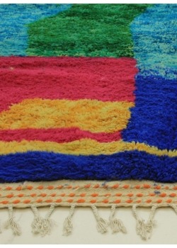Colored Rug - 450 €