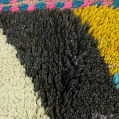 Unique Berber rug 172 x 287 cm - 110 €