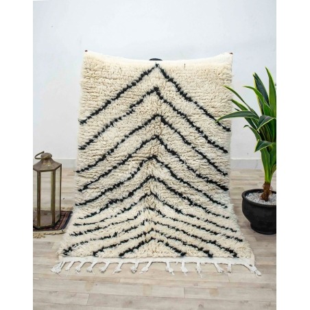 petit tapis berbere 124 x 176 cm - 361 €